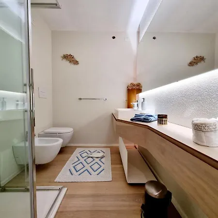 Apartment House Casbah