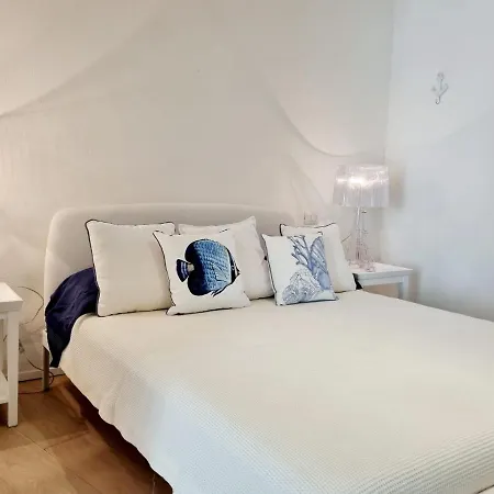 Apartment House Casbah